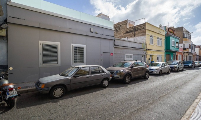 Las Palmas de Gran Canaria House | House in Las Palmas by the Ocean with Terrace