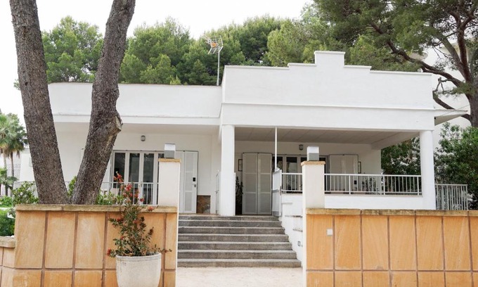 Les Meravelles Villa | Houm Villa Plaza Arosa