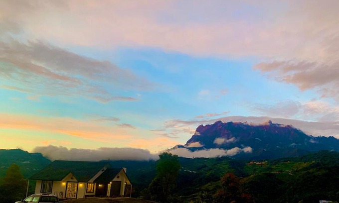 Kundasang Villa | Hounon White Chimney Cottage