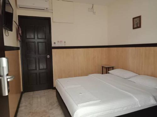 Lahad Datu House | House 11