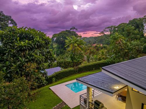 Ballena House | House 15 Min From The Beach With River Access