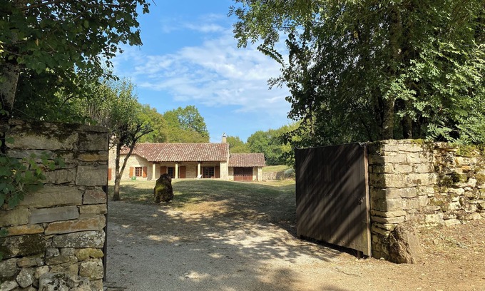 Espinas House | House 160 m2 on 6000 m2, sleeps 12 Private garden + shared swimming pool