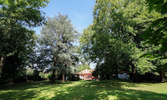 Ascain Villa | House 195 square meters, on a plot of 8,000 square meters