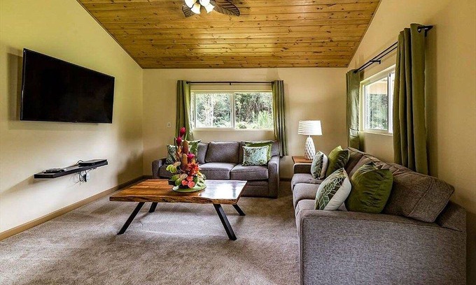 Mountain View House | House ∙ 2 bedrooms ∙ 4 guests