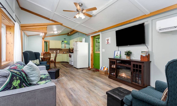 Logan House | House ∙ 2 bedrooms ∙ 4 guests