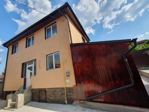 Calimanesti House | House ∙ 3 bedrooms ∙ 6 guests