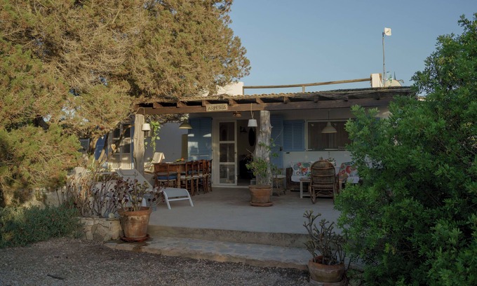 Es Pujols House | House 5 min walk from the beach,lake views in a natural park,10 min from Illetes