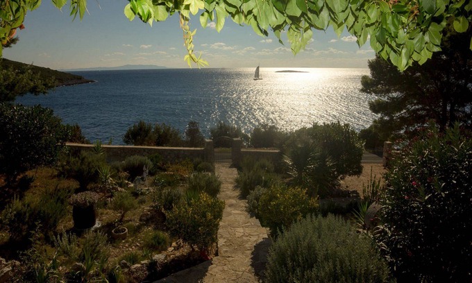 Donje Selo House | House Ani (107161-K1) - Maslinica