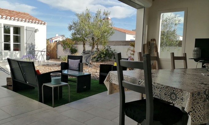 L'Epine House | House close to seaside and center of l'épine