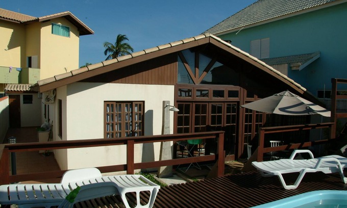 Peruibe House | House facing the sea near Peruibe Aquarium