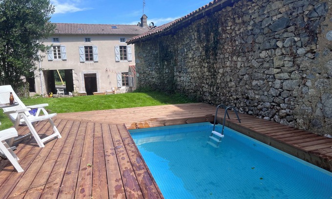 Arguenos House | House in a mountain village
