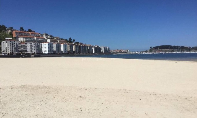 Baiona House | House in Baiona next to ladeira beach and Santa Marta.
