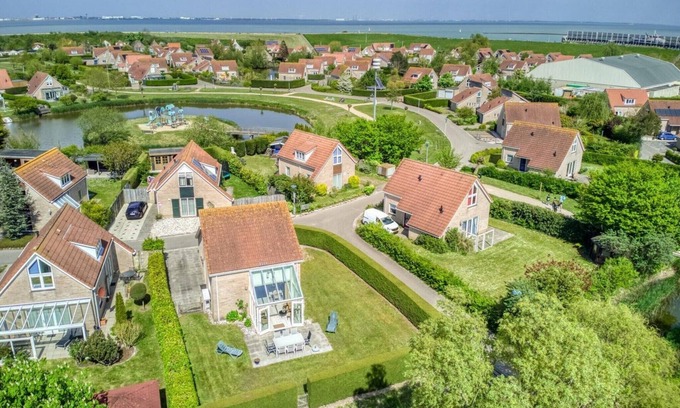 Breskens House | House in Breskens near the Beach