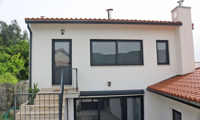 Carvalheira Cottage | House in Gerês for 2 people with fireplace
