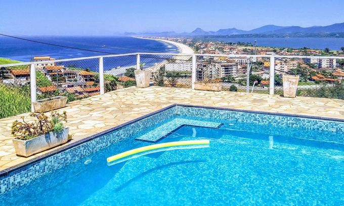 Nilo Pecanha House | House in Ponta Negra with amazing view of the beach, the lake and the mountains