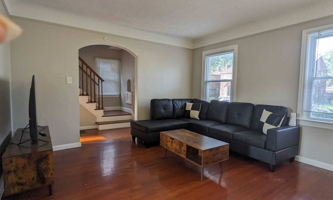 Detroit Ski Chalet | House in the Heart of Bagley