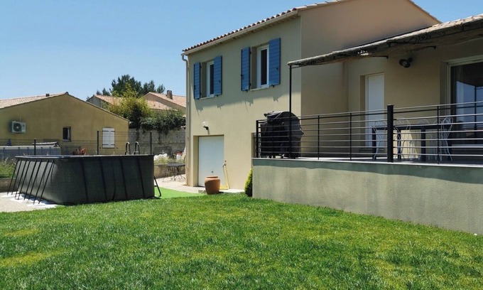 Aramon House | House in the hills above Aramon