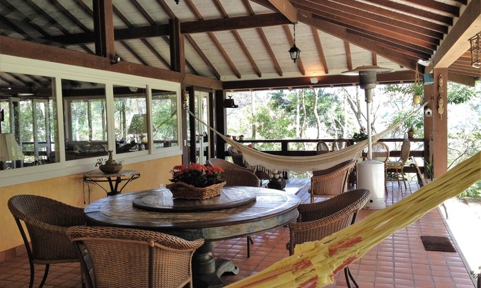 Pedro do Rio House | House integrated with nature with much comfort and well being.
