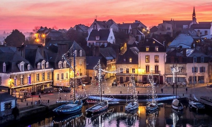 Auray House | House near saint Goustan, Auray river and carnac beach Locmariaquer