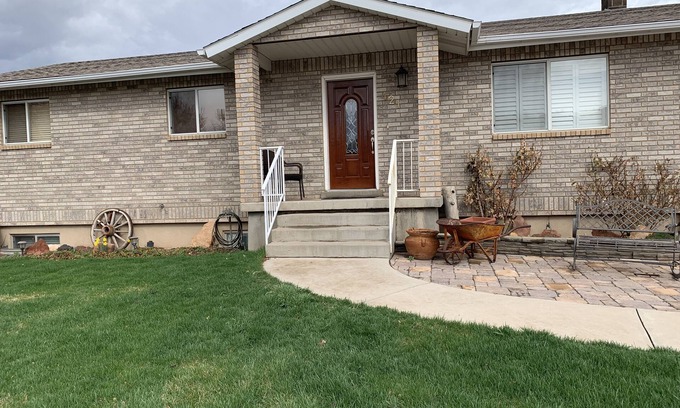 Cedar City House | House near SUU and Shakespeare festival, Bryce Canyon & Zions National Parks