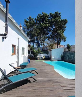 Charneca de Caparica e Sobreda House | House of Arts