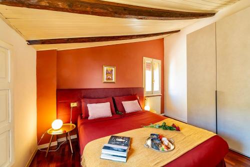 L'antico Ghetto Ebraico Apartment | House of Chariot - In the Heart of Bologna