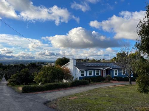 Escondido House | House on Organic Farm