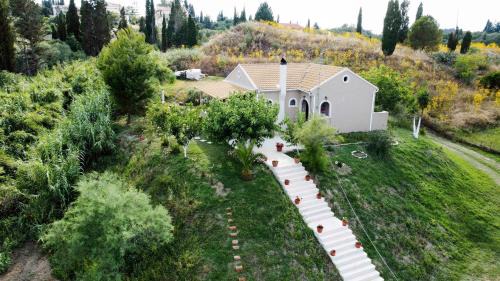 Molos House | House on the Hill
