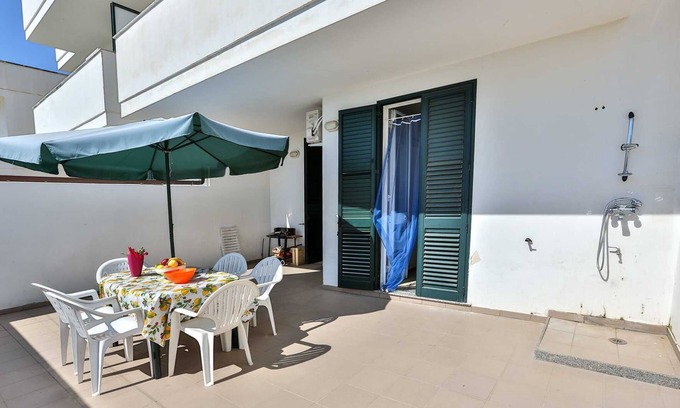 Lido Marini House | House on the sea: 6/7 beds !