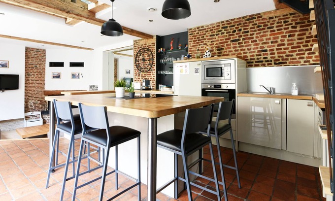 Old Lille House | House outdoor parking VX Lille 24H / 24H access