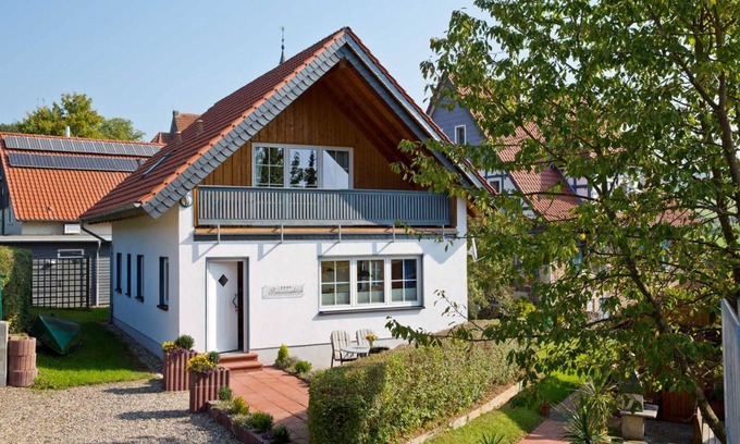 Nieder-Werbe House | House panoramic view
