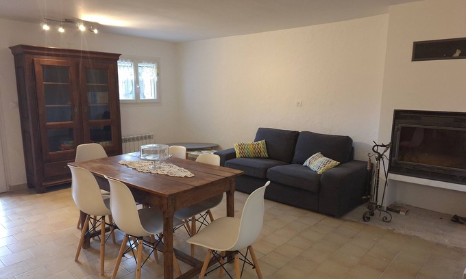 Rustrel House | House Rustrel between Ochres and lavenders 3 bedrooms