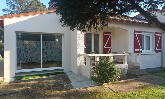 Saint-Brevin-l'Ocean House | House Saint-Brévin l'Océan - 5 people - 2 bedrooms - Near the beach