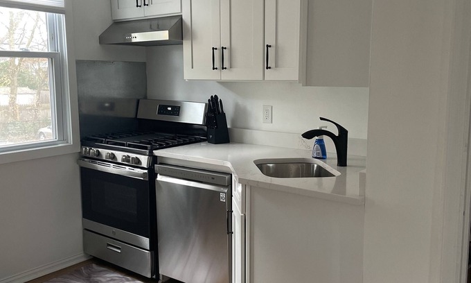 Wheaton-Glenmont House | House. Silver spring