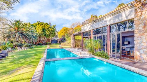 Northcliff House | House Sunbeam GuestHouse