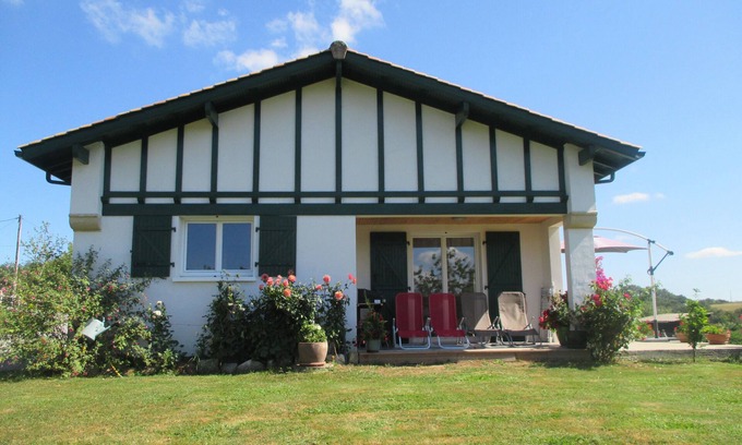 Saint-Pee-sur-Nivelle House | House/Villa - Saint Pée sur Nivelle