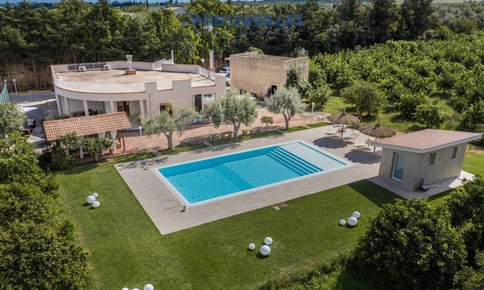 Syracuse Villa | House&Villas - Villa Zagara Bianca