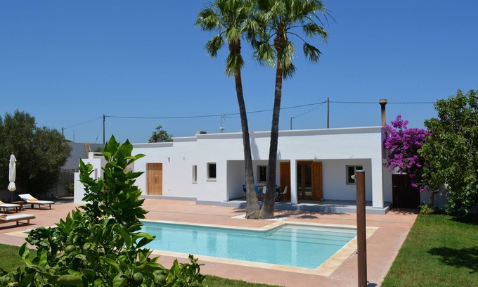 Sant Jordi de Ses Salines House | House with terrace, garden and pool in quiet area