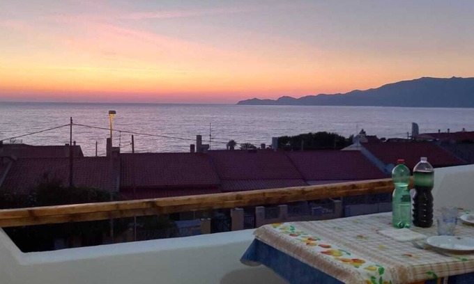 Porto Alabe Apartment | House with beautiful view 300 m. from the sea.