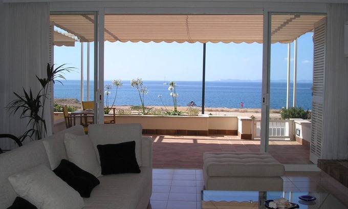 Sa Rapita Villa | House with fantastic views in 1st sea line