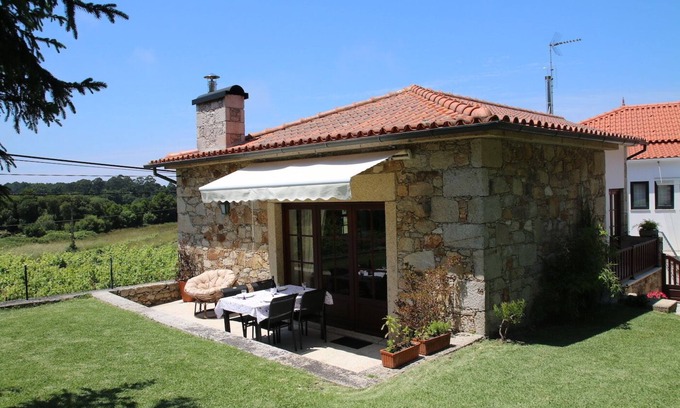 Caminha House | House with garden close to Moledo beach and Caminha