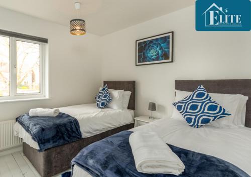 Whitnash Apartment | House with Garden & Private Driveway - Elite Properties