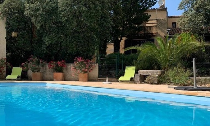 Taulignan Villa | House with heated pool and large garden