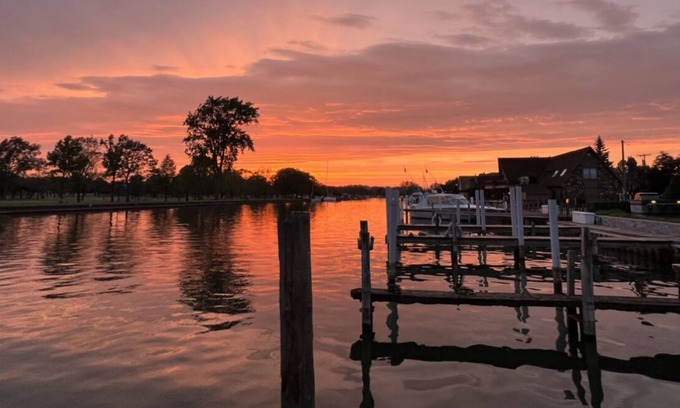 Harrison House | House with Lake views, close to boat launch.