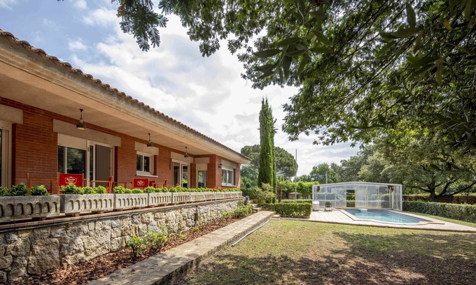 Vilobi d'Onyar House | House with pool in Vilobí d'Onyar