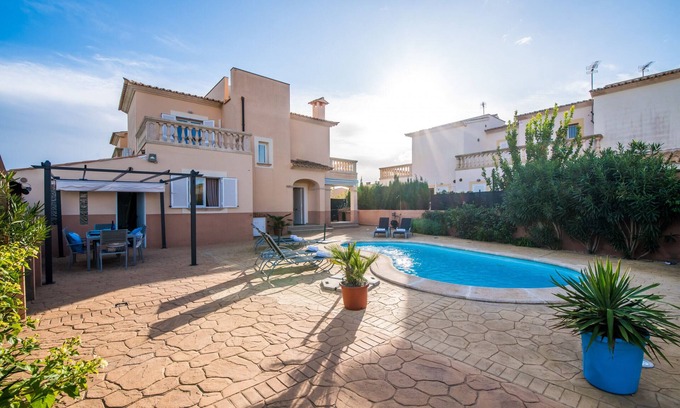 Sa Rapita House | House with pool Son Moleto near the beach