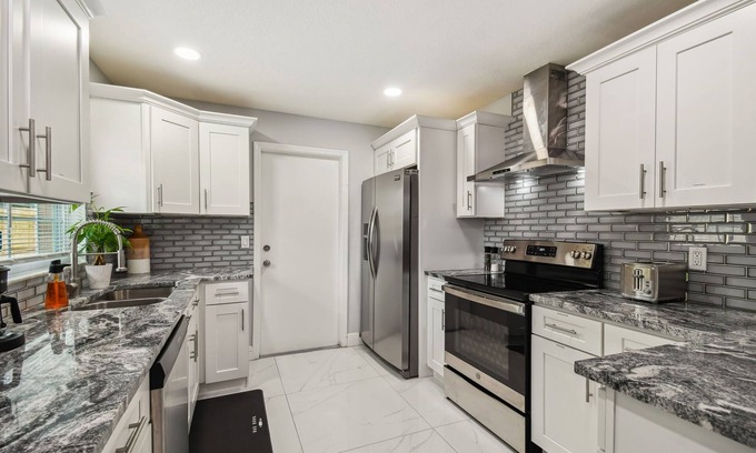 Town N County Park House | House with Private Pool & Backyard Oasis- 8 min to Airport & 15 min to Downtown