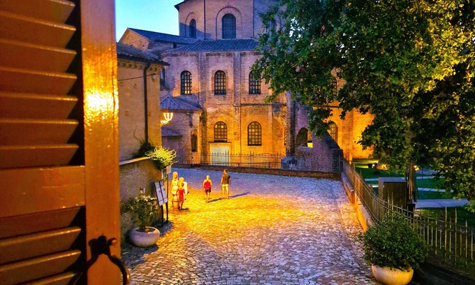 Ravenna House | house with UNESCO monuments view: San Vitale, Galla Placidia