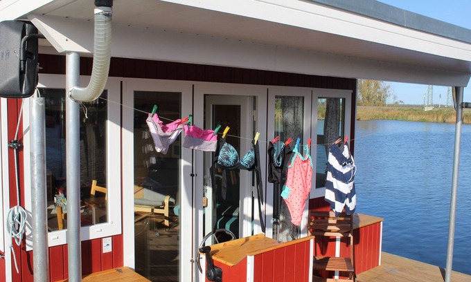 Anklam Apartment | Houseboat - moored in Anklam 1