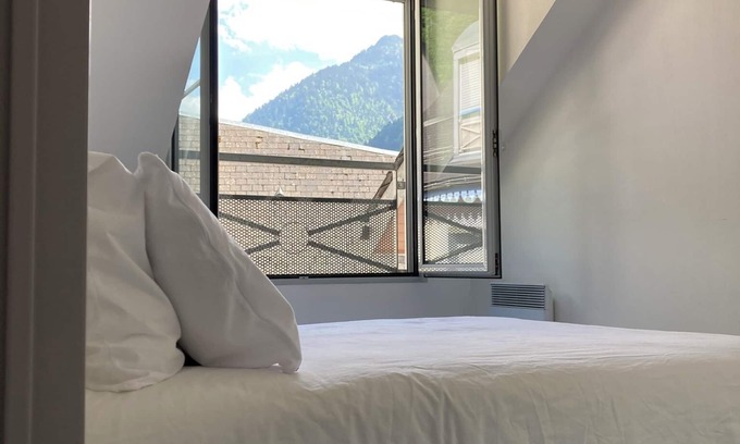 Cauterets Apartment | Household included T2 downtown cable car 4pers. 32m2 - Mon Petit Appart